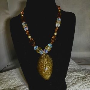 Charming Gold shell necklace